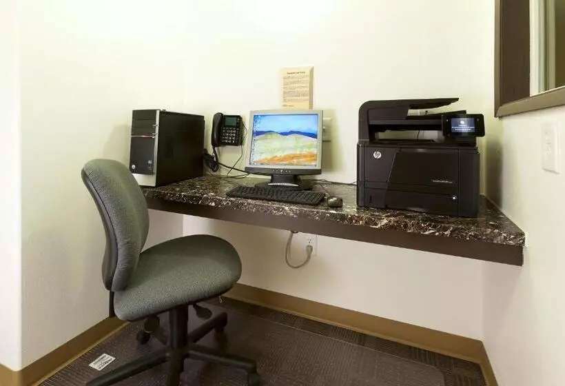 ホテル The Marina Inn