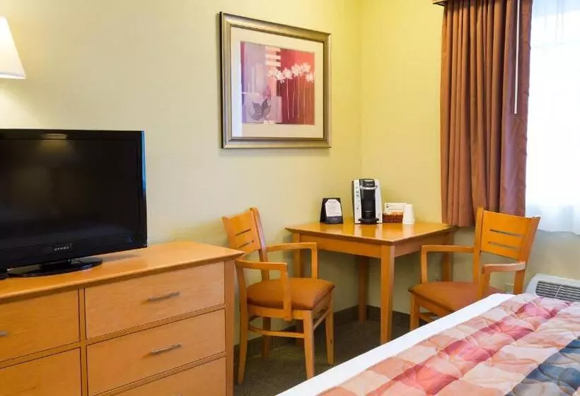 ホテル The Marina Inn