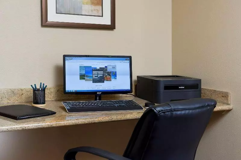 ホテル Sonesta Simply Suites Houston Brookhollow