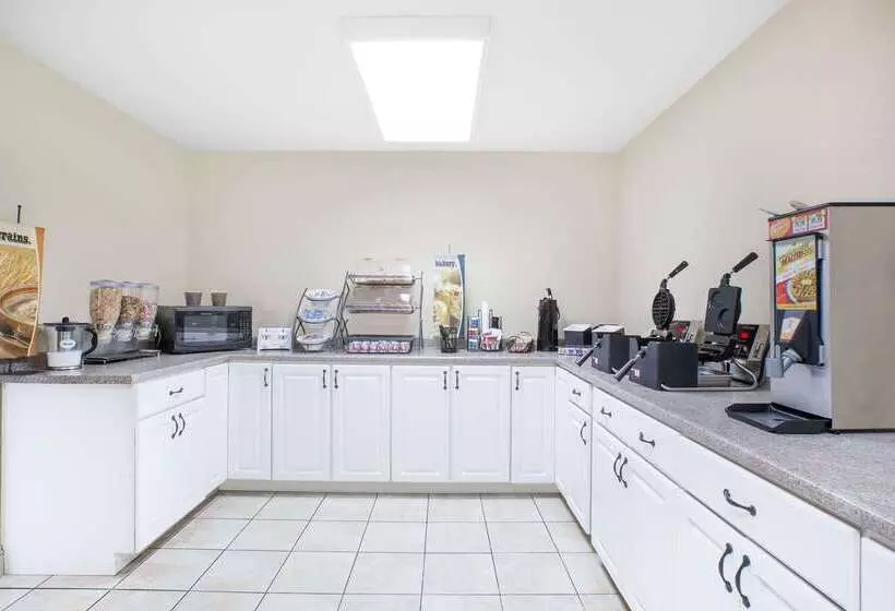 Microtel Inn & Suites By Wyndham Franklin