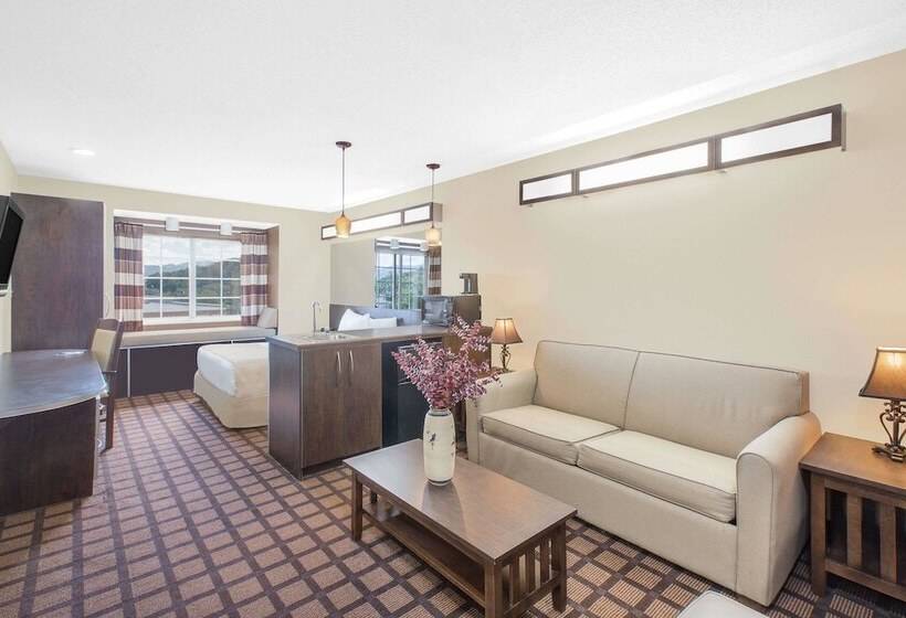 Microtel Inn & Suites By Wyndham Franklin