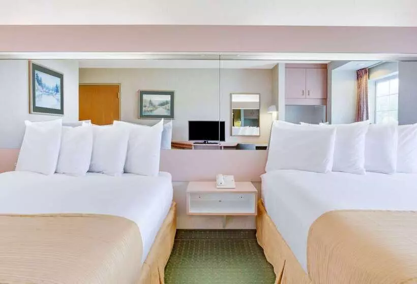 Microtel Inn By Wyndham Greensboro