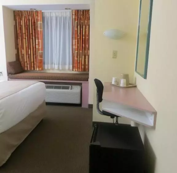 בית מלון כפרי Cedar Bluff Inn