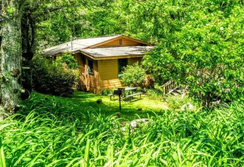 モーテル Mitchells Lodge And Cottages