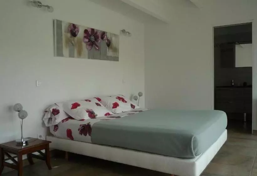 Aamiaismajoitus (B&B) Chambres D Hôtes   Chez Stephane