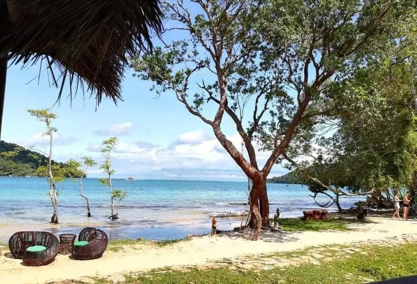 Cupido Beach Spa Resort