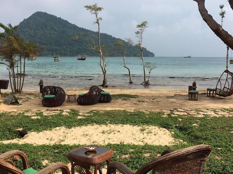 Cupido Beach Spa Resort