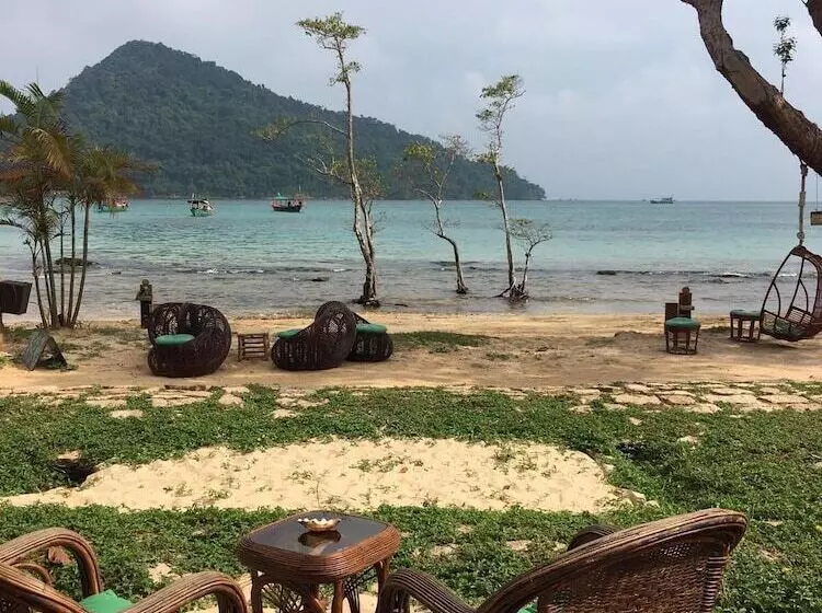 Cupido Beach Spa Resort
