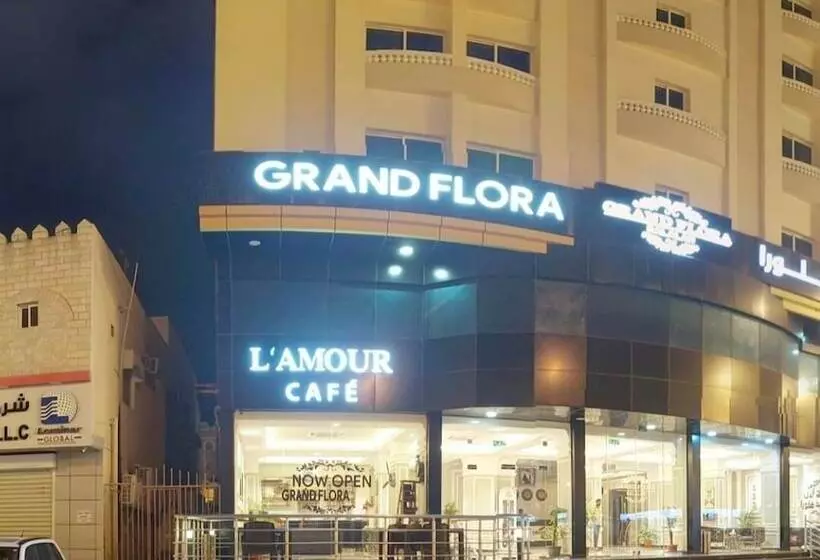 هتل Grand Flora