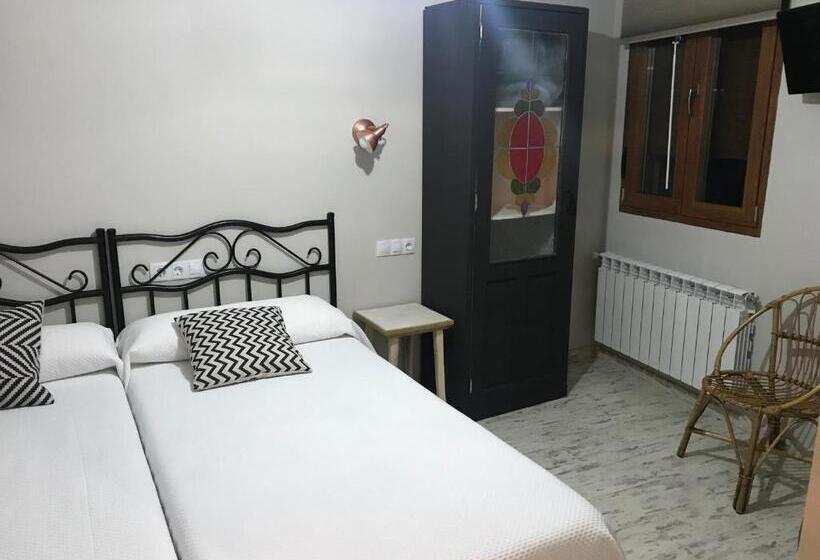 ペンション As Miguiñas Do Cebreiro