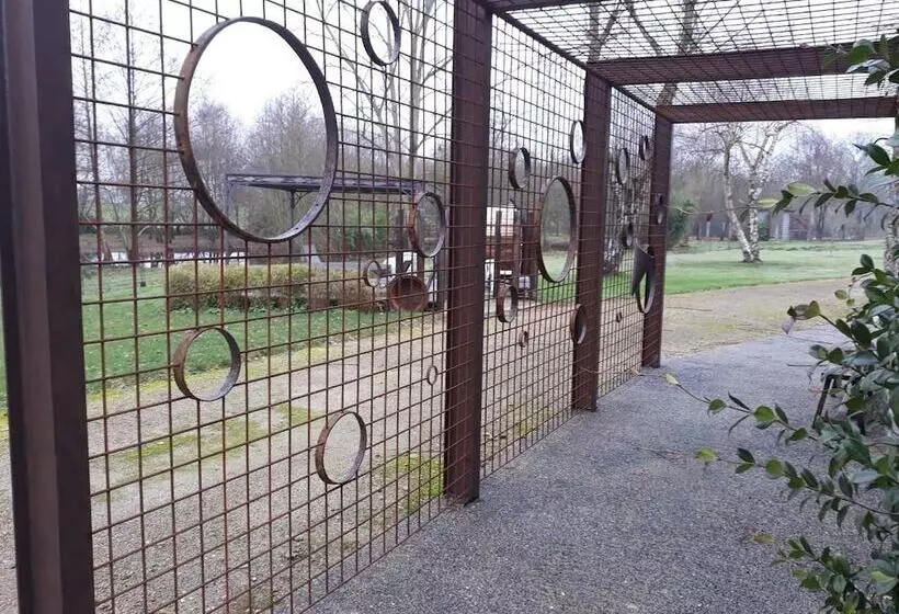 Majatalo Le Chêne Creux