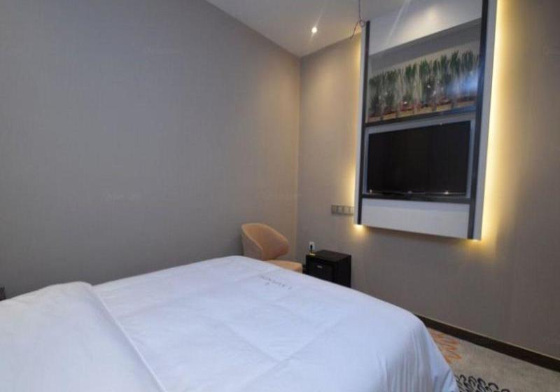 فندق Lavande  Nanjing Shuiximen Street Mochou Lake Park