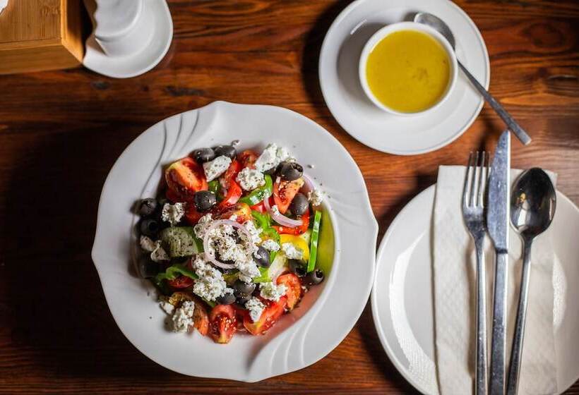 هتل Basera Boutique