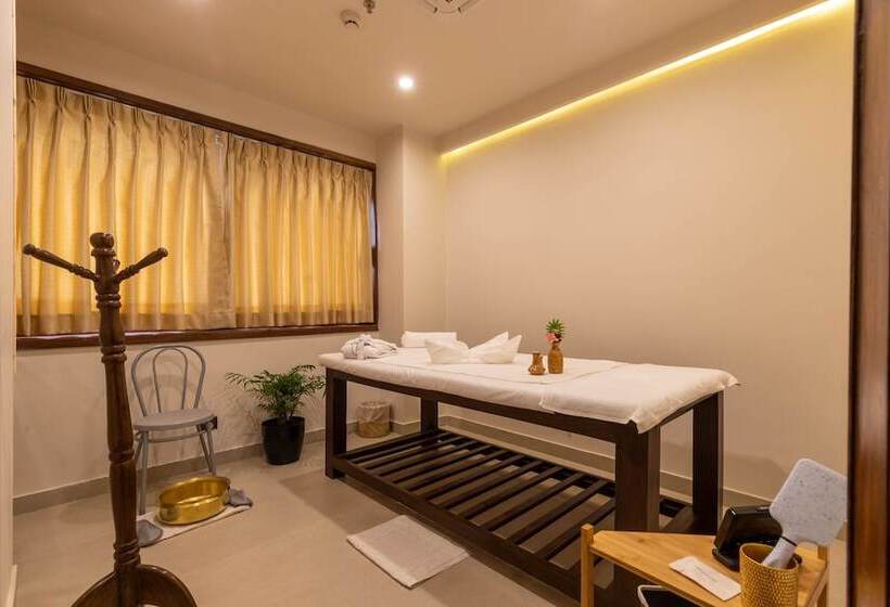 هتل Basera Boutique