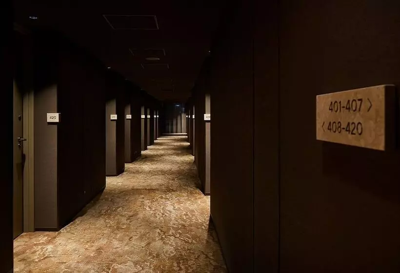 ホテル Strata Naha