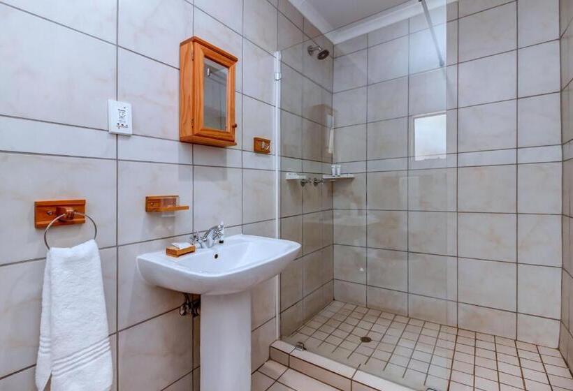 پانسیون Dalberry Guest House