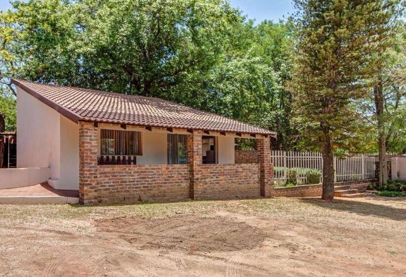 پانسیون Dalberry Guest House