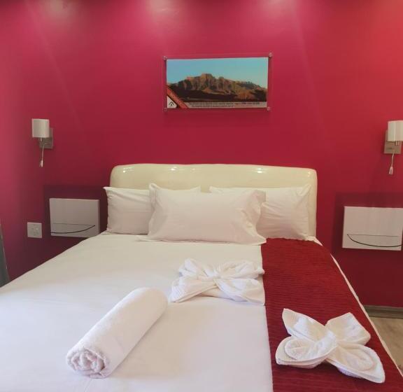 پانسیون Joy Guesthouse Seapoint Adults Only