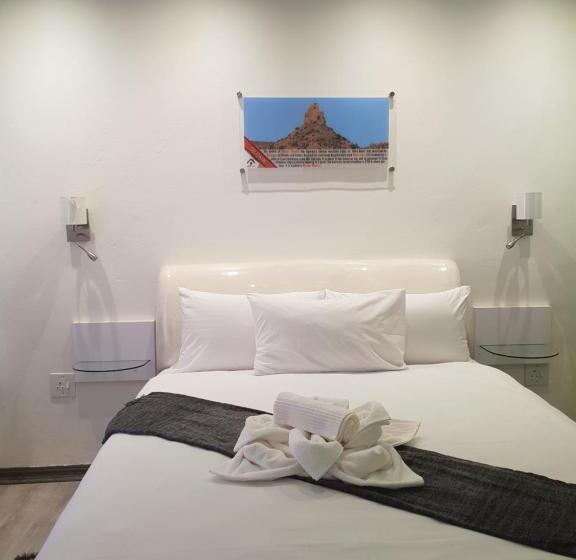 پانسیون Joy Guesthouse Seapoint Adults Only