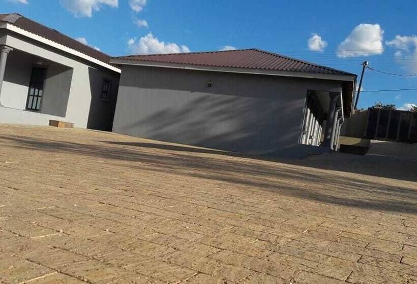 پانسیون Joy Guesthouse Seapoint Adults Only