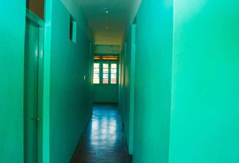 پانسیون Richie Rich Guest House