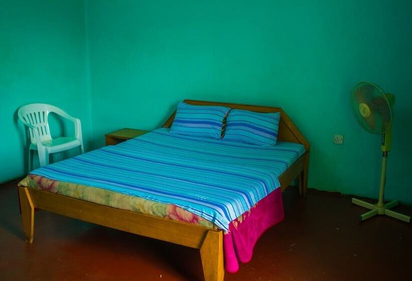 پانسیون Richie Rich Guest House