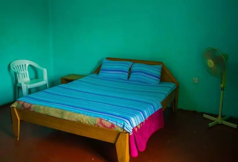 پانسیون Richie Rich Guest House