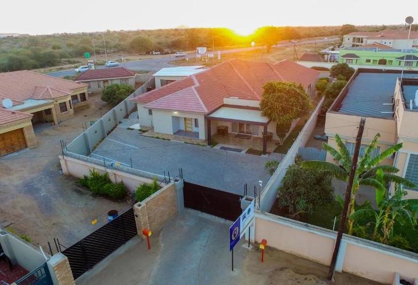 پانسیون Royal Cottage