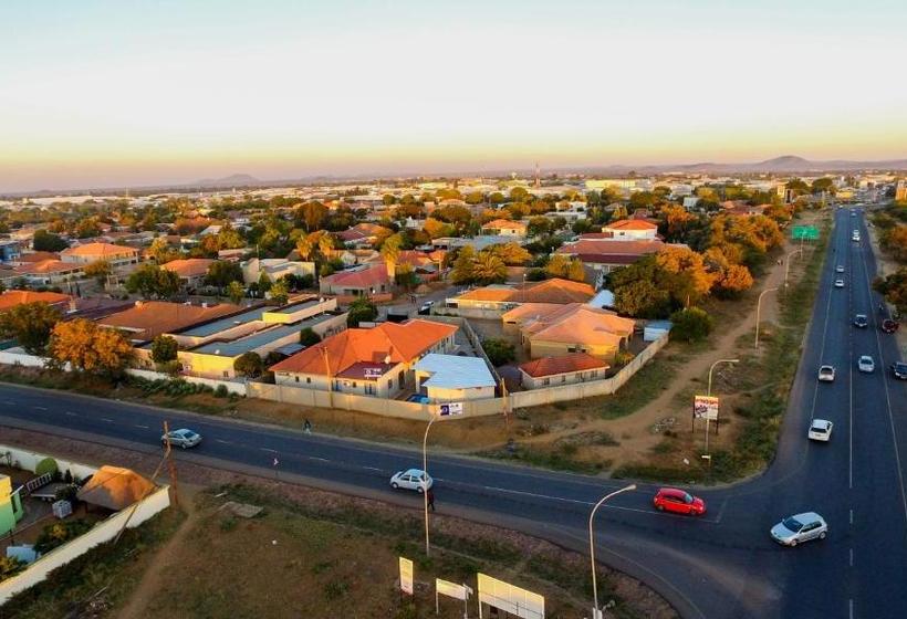 پانسیون Royal Cottage