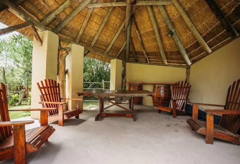 Majatalo Uylenvlei Retreat