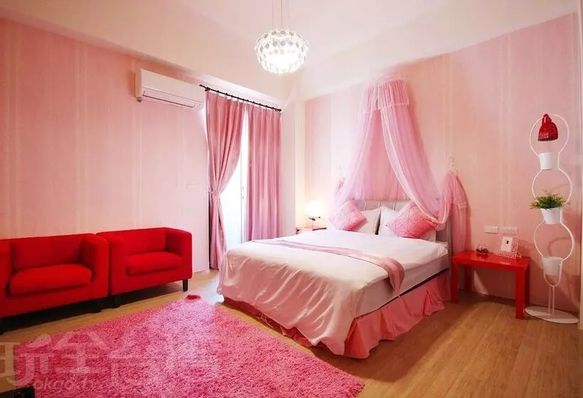 Cat Walk B&b
