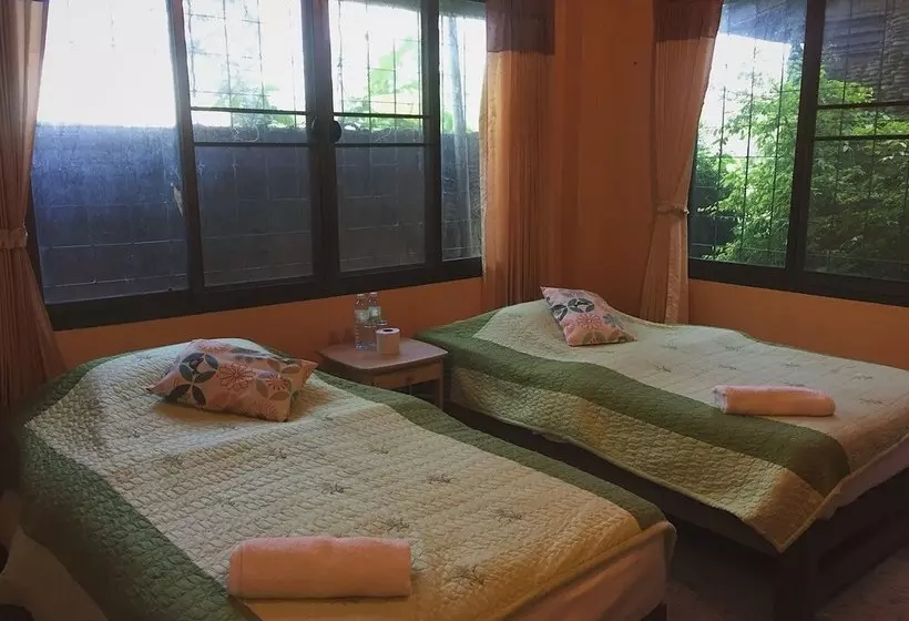 پانسیون Baan Tammila Guesthouse