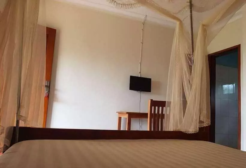 پانسیون C & G Heritage Cottage