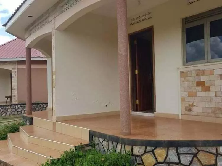 پانسیون C & G Heritage Cottage