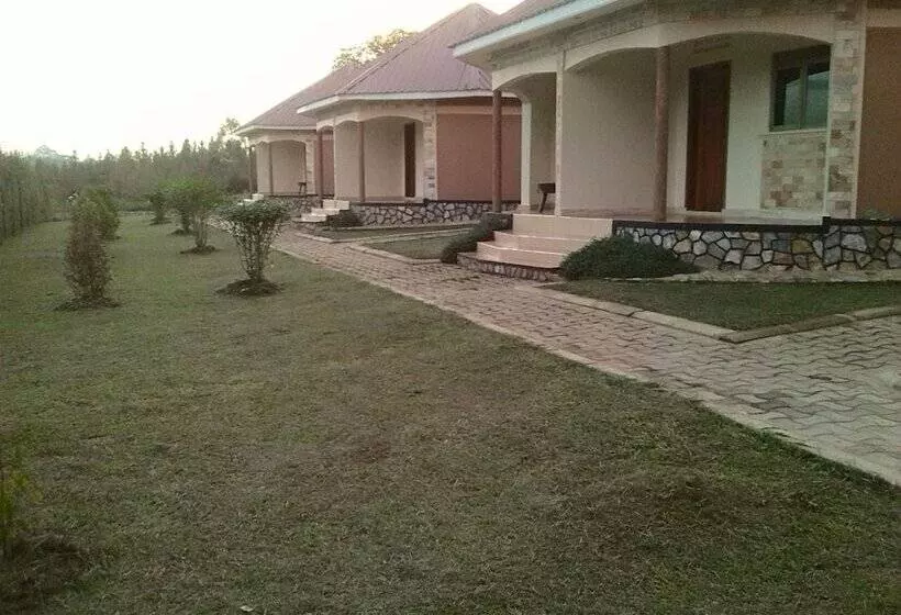 پانسیون C & G Heritage Cottage