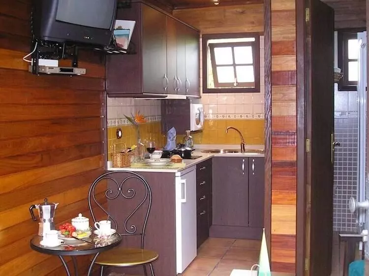 Aamiaismajoitus (B&B) Cabañas Valle Verde