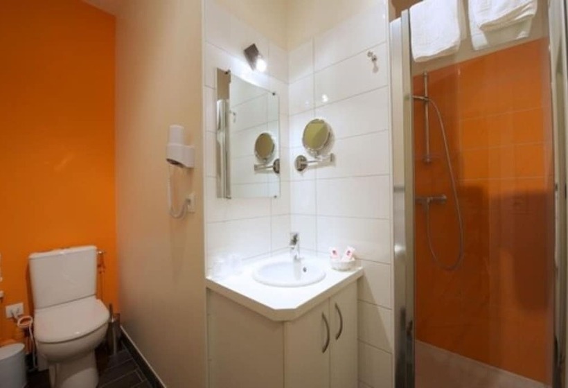 민박 Chambres D Hotes Lasarroques