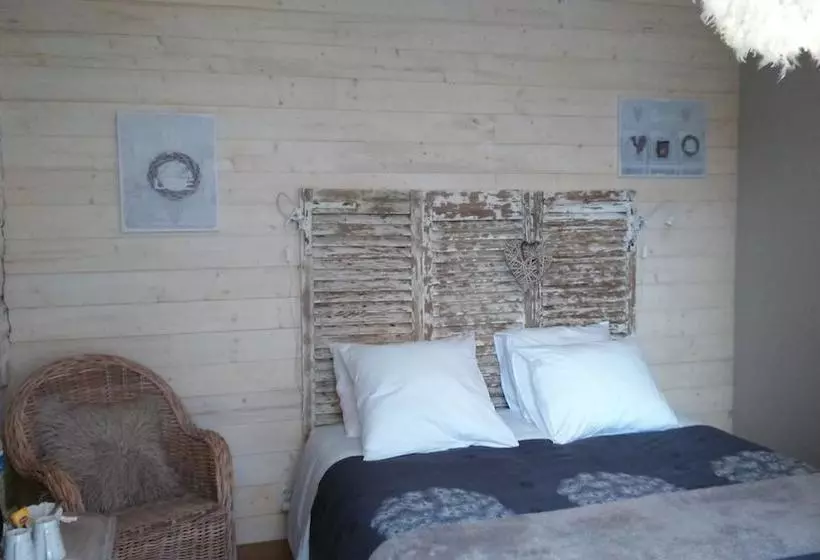 Aamiaismajoitus (B&B) Chambres D Hôtes Domaine Du Hutrel