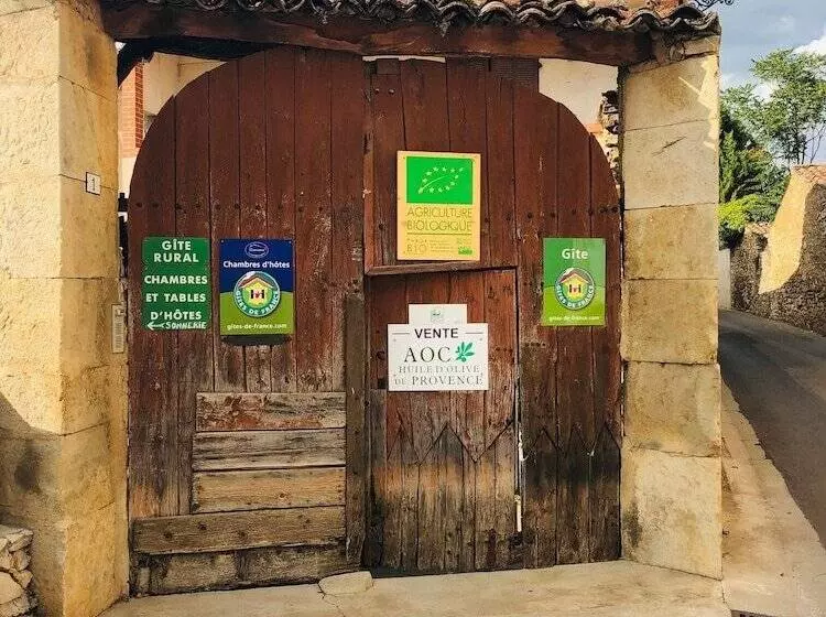 Aamiaismajoitus (B&B) Chambres D'hotes Les Ferrages