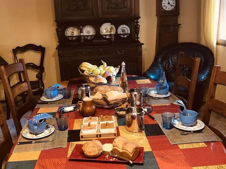 Aamiaismajoitus (B&B) Chambres D'hotes Les Ferrages