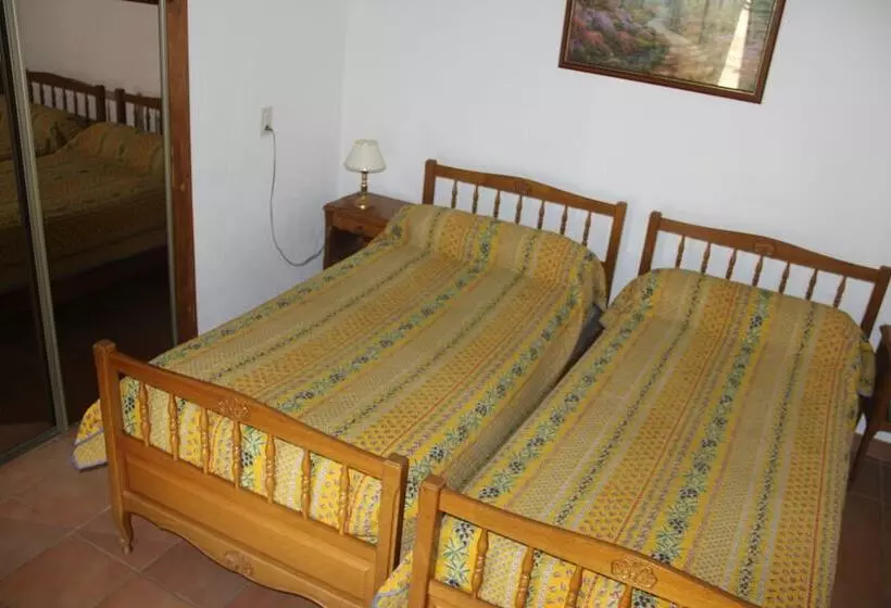 Aamiaismajoitus (B&B) Chambres D'hotes Les Ferrages