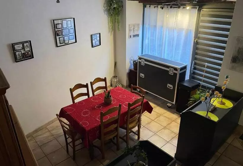 Aamiaismajoitus (B&B) Chez Tifille