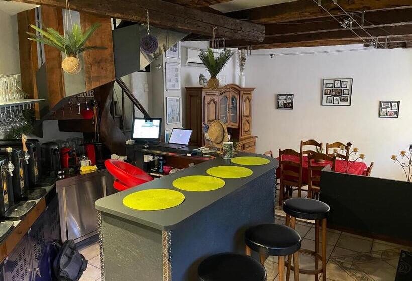 مبيت وإفطار Chez Tifille