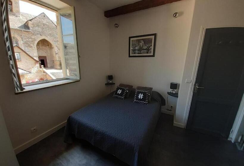 مبيت وإفطار Chez Tifille