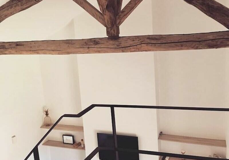 ベッドアンドブレックファースト ô Huis Clos