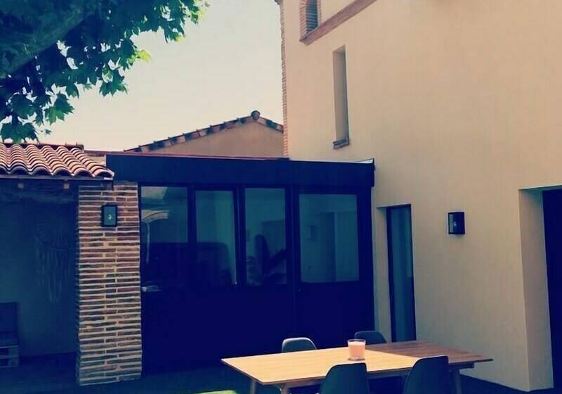 ベッドアンドブレックファースト ô Huis Clos