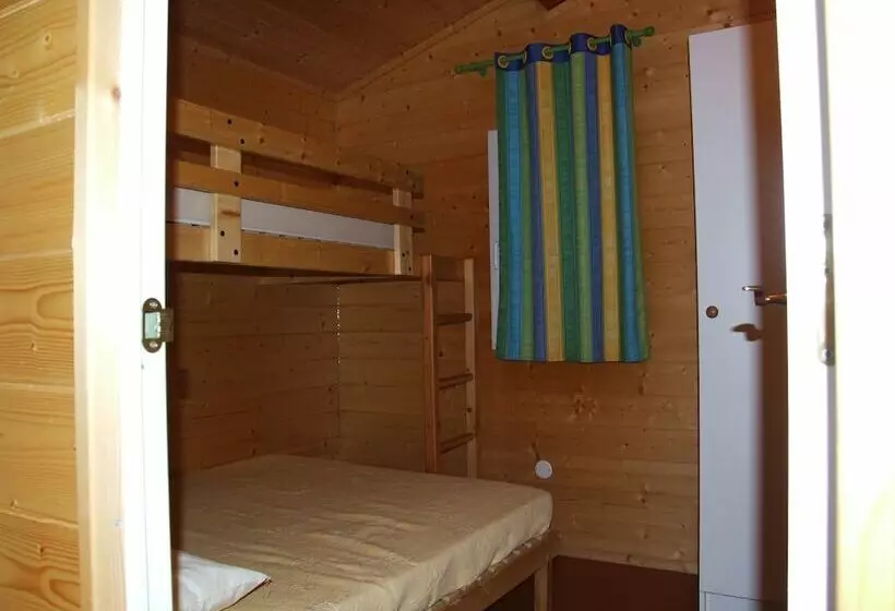 ホテル Camping Municipal Du Pont De L Elze