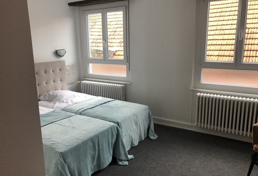 ホテル Restaurant à L Etrier