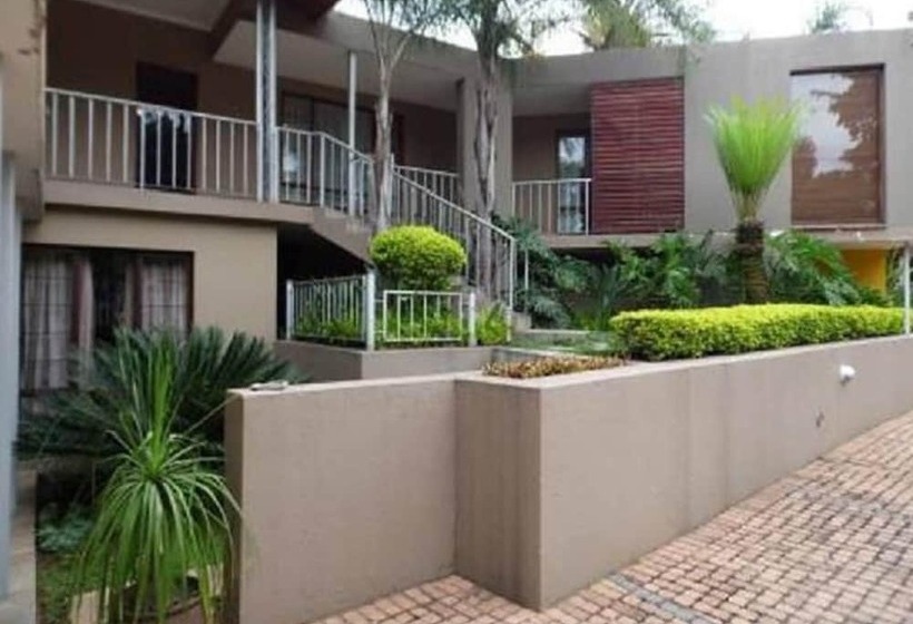 פנסיון Acacia Guest House