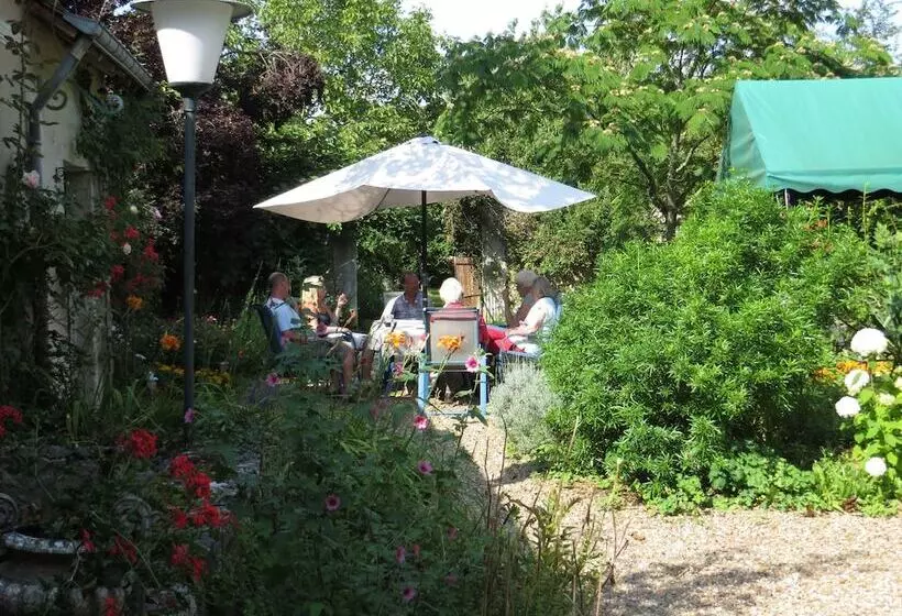 Majatalo Coté Jardin